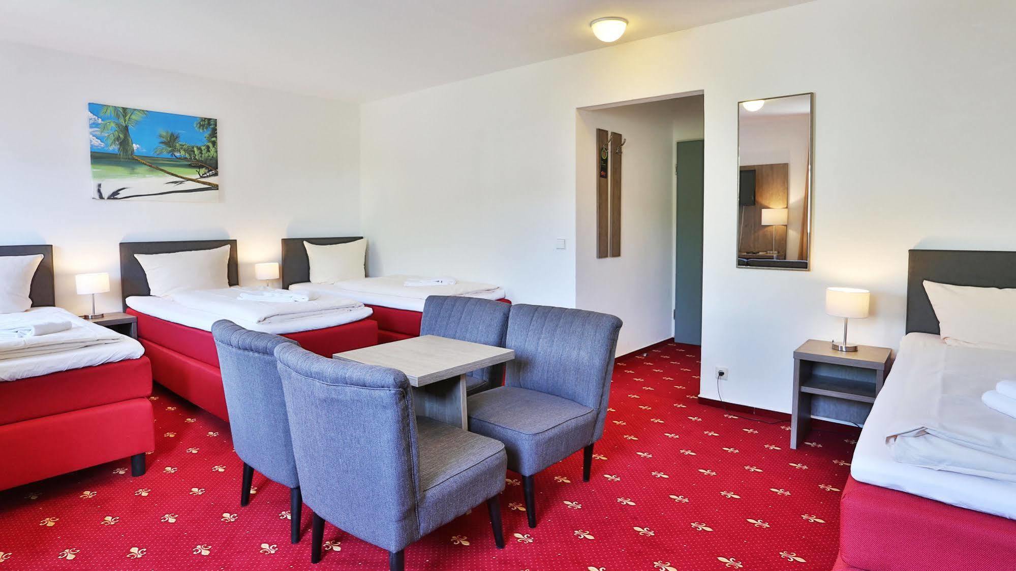 Hotel Maurer Карлсруе Екстер'єр фото