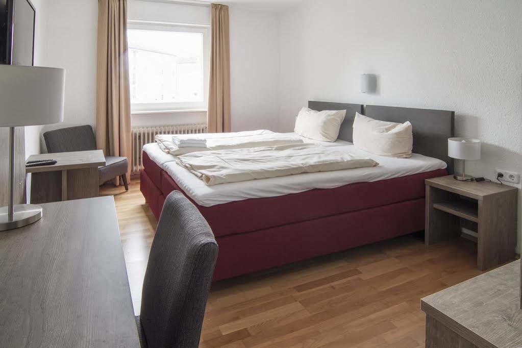Hotel Maurer Карлсруе Екстер'єр фото